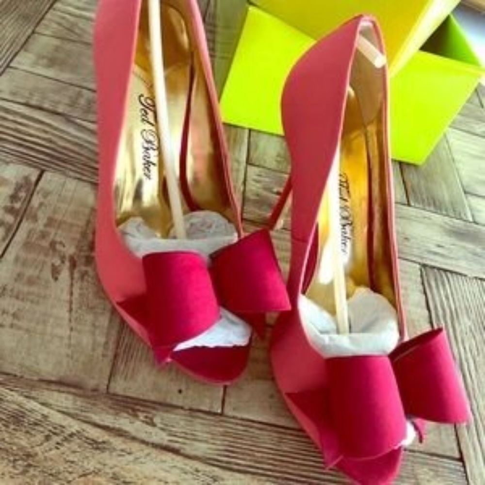 Ted Baker Bow Peep Toe Heels